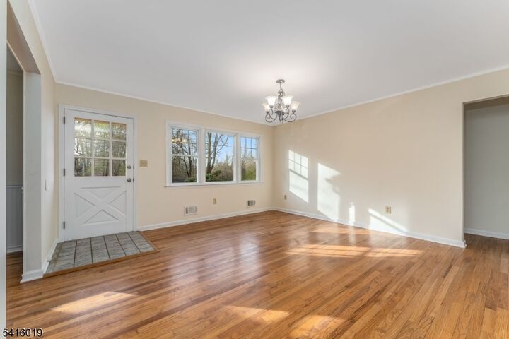 Property Photo: 14 Fawn Dr NJ 08833