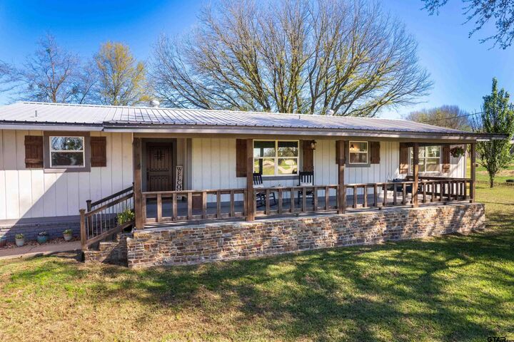 Property Photo:  328 Fm 900  TX 75457 