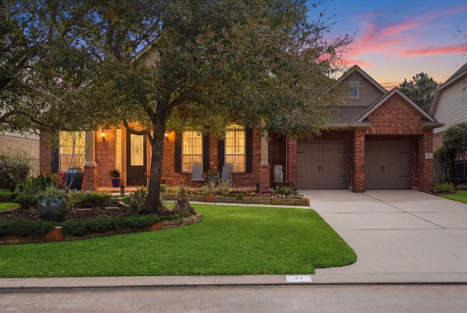 Property Photo: 31 W Canyon Wren Circle Circle TX 77389