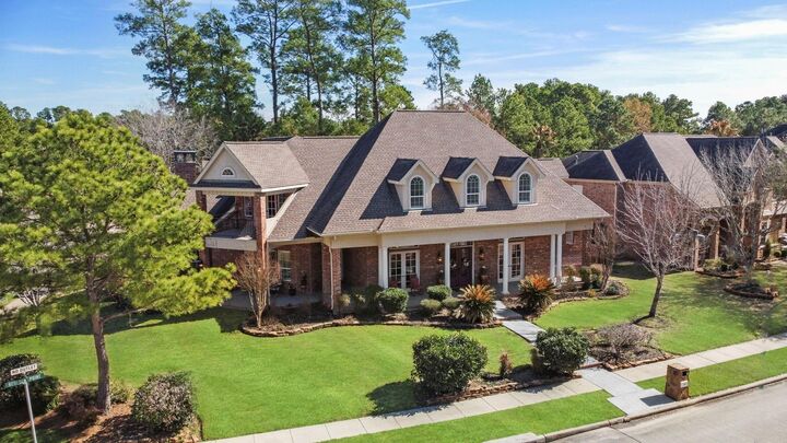 Property Photo:  34 Kerloch Point  TX 77379 