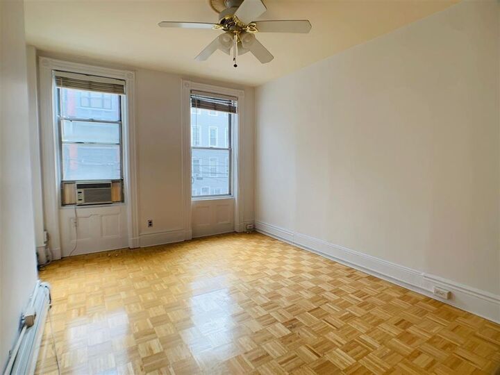 Property Photo:  404 Adams St 5  NJ 07030 