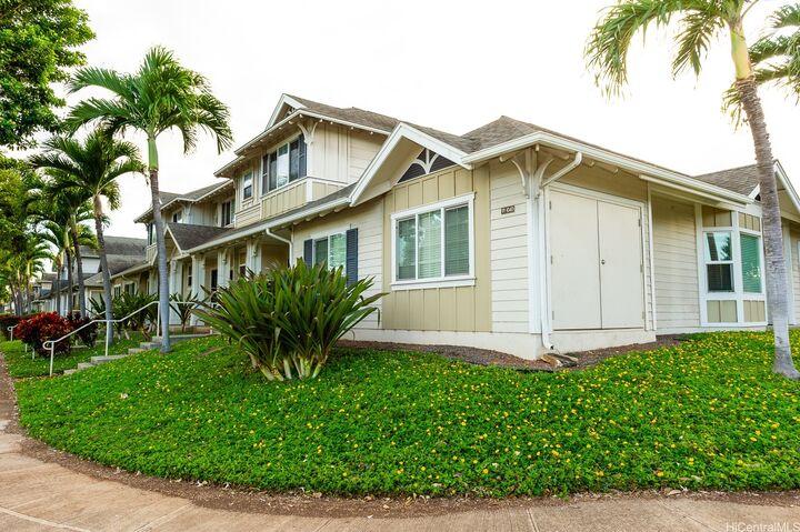 Property Photo: 91-1040 Kaileolea Drive Dd4 HI 96706