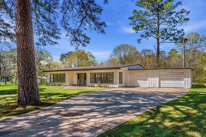 Property Photo:  16 Pine Lake Dr.  TX 77340 