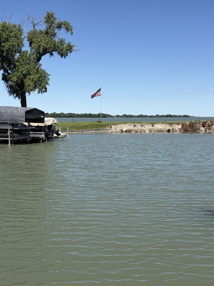 Property Photo: 205 Mill Isle NE 69101