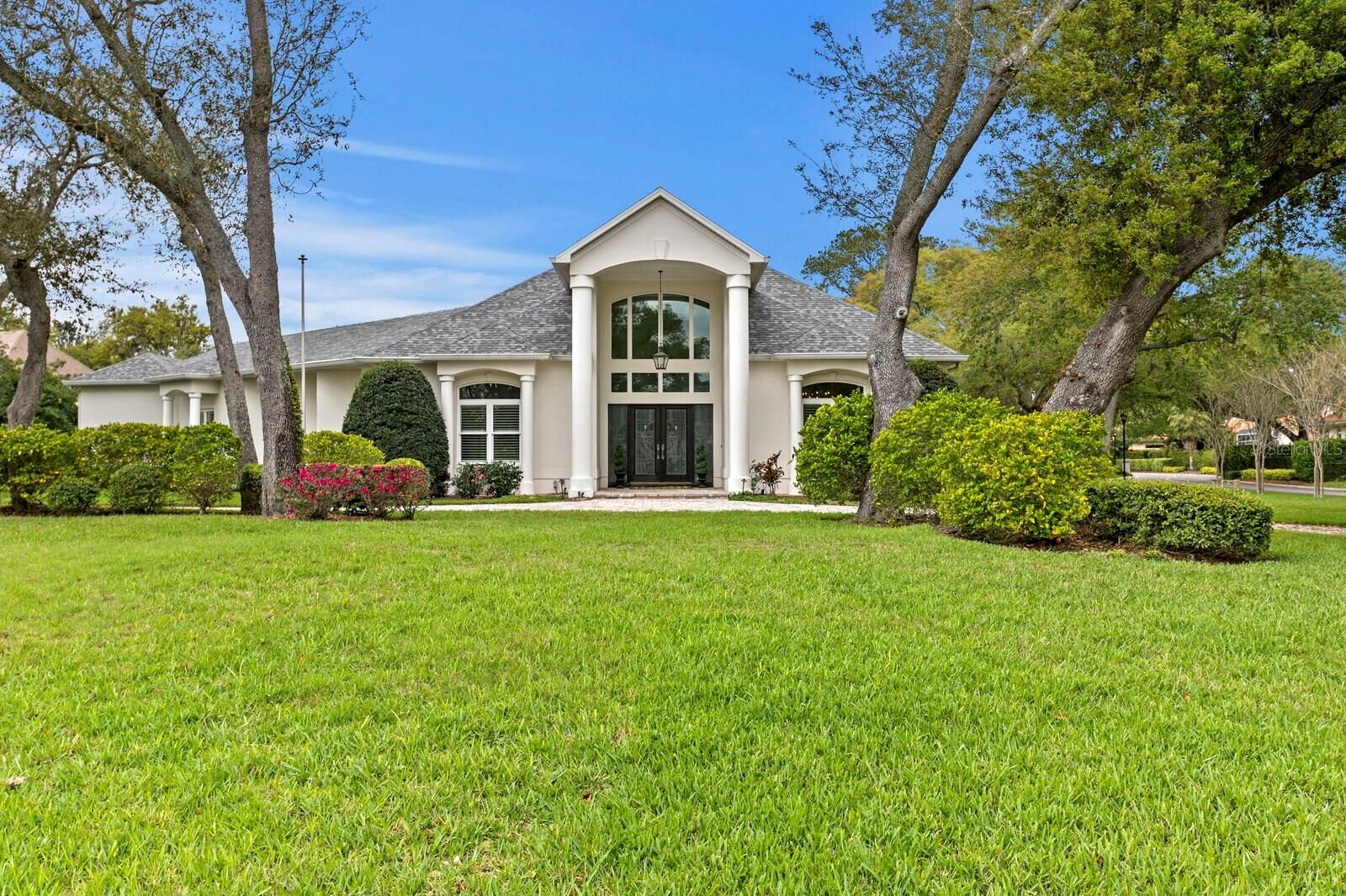 Property Photo:  16504 Avila Boulevard  FL 33613 