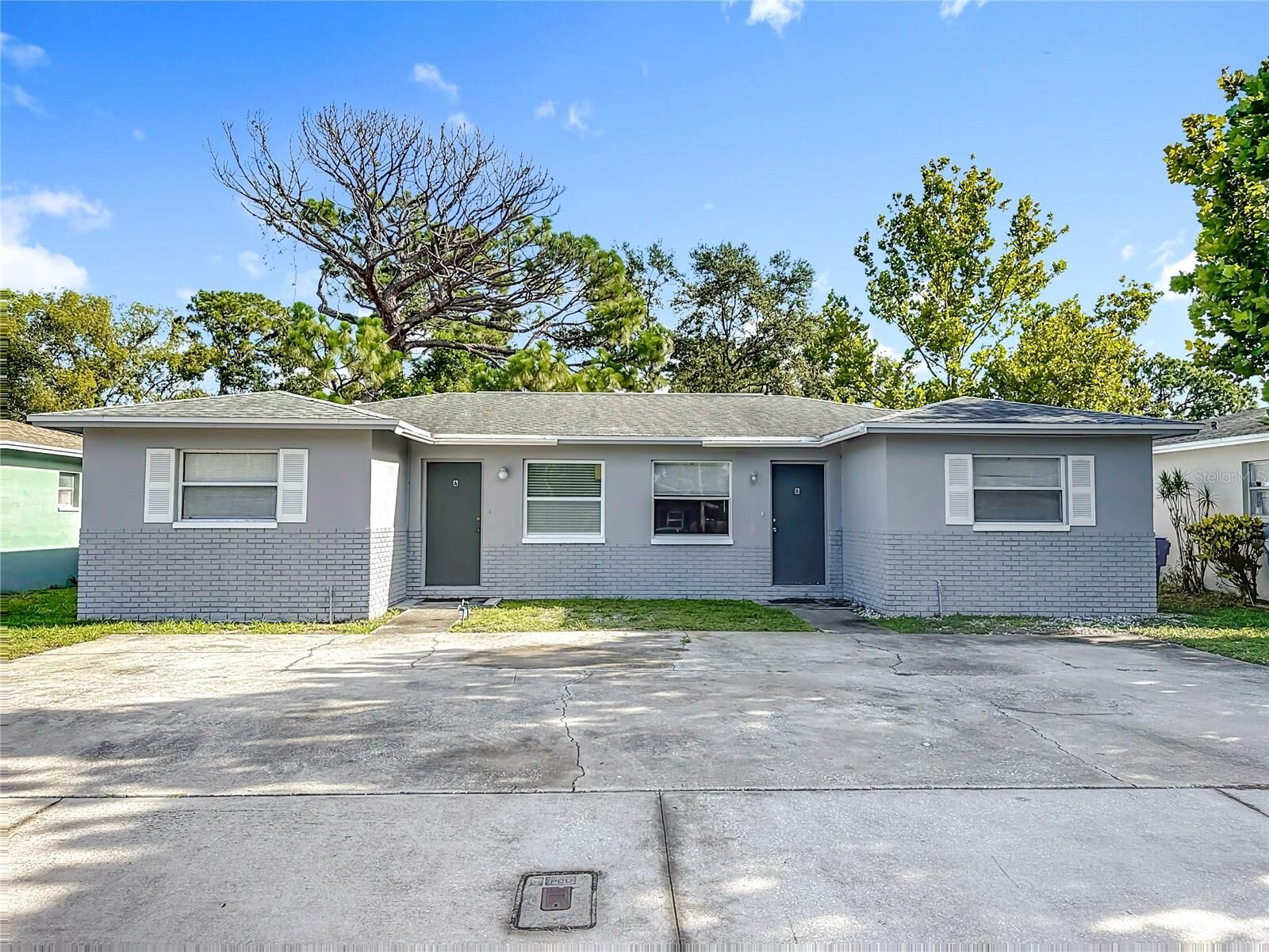 Property Photo: 2319 18th Avenue SW FL 33774