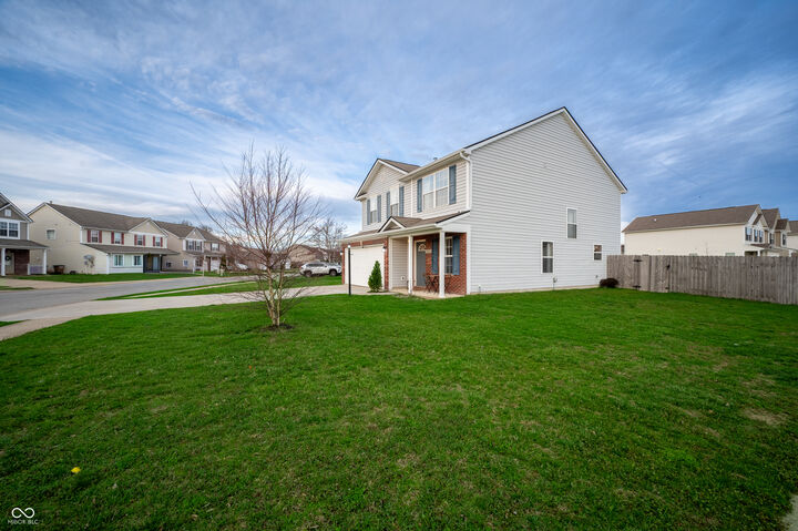 Property Photo:  3415 Parkview Drive  IN 47201 