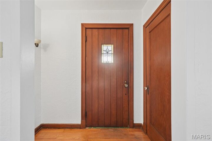 Property Photo:  905 Burgess Avenue  MO 63019 