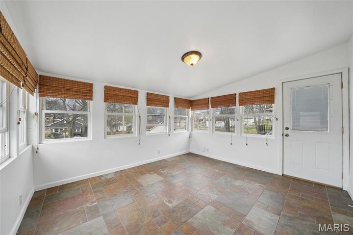 Property Photo:  905 Burgess Avenue  MO 63019 