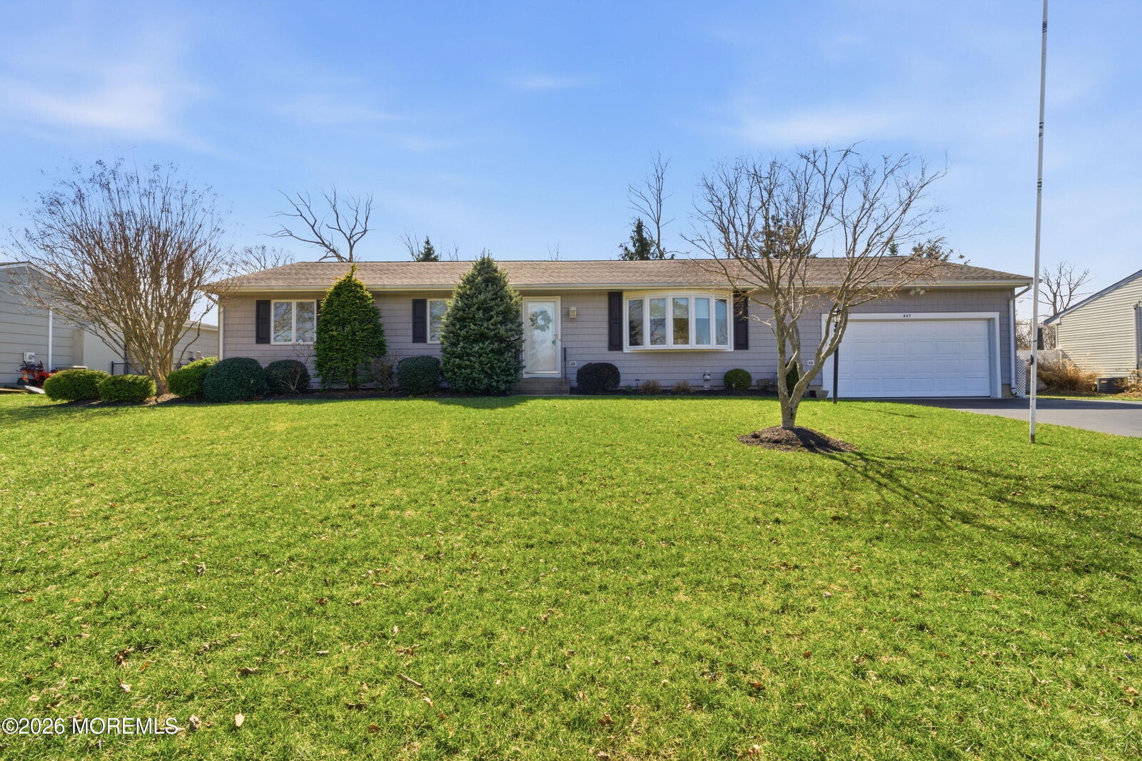 Property Photo:  867 Derry Drive  NJ 08753 