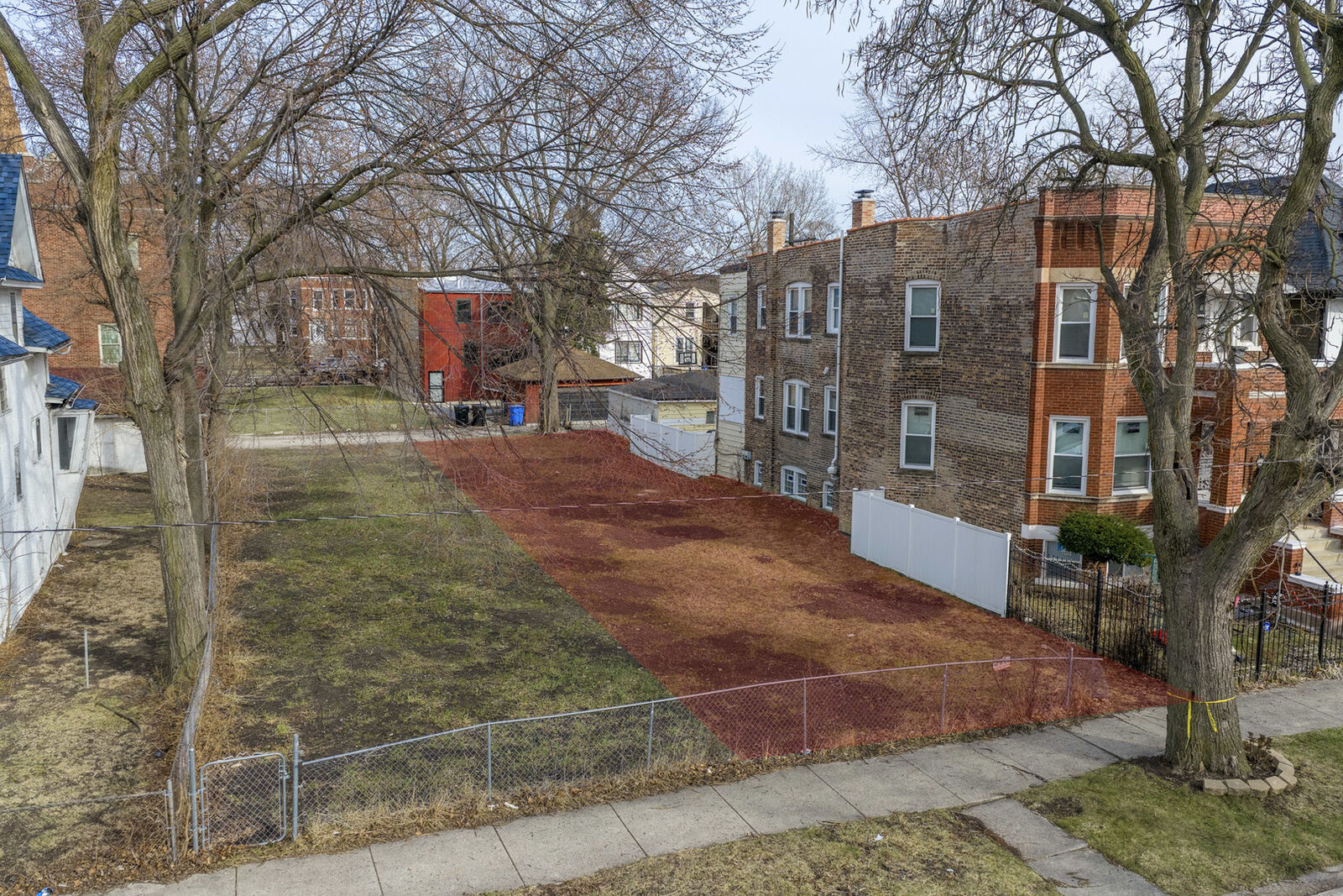 Property Photo:  555 N Leclaire Avenue  IL 60644 