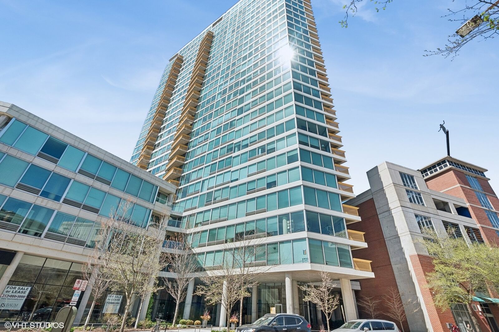 Property Photo: 1720 Maple Avenue 910 IL 60201