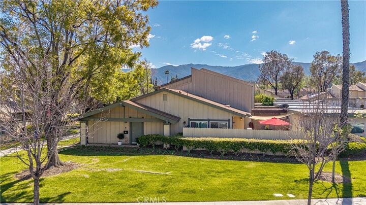 Property Photo: 1422 Camelot Drive CA 92882