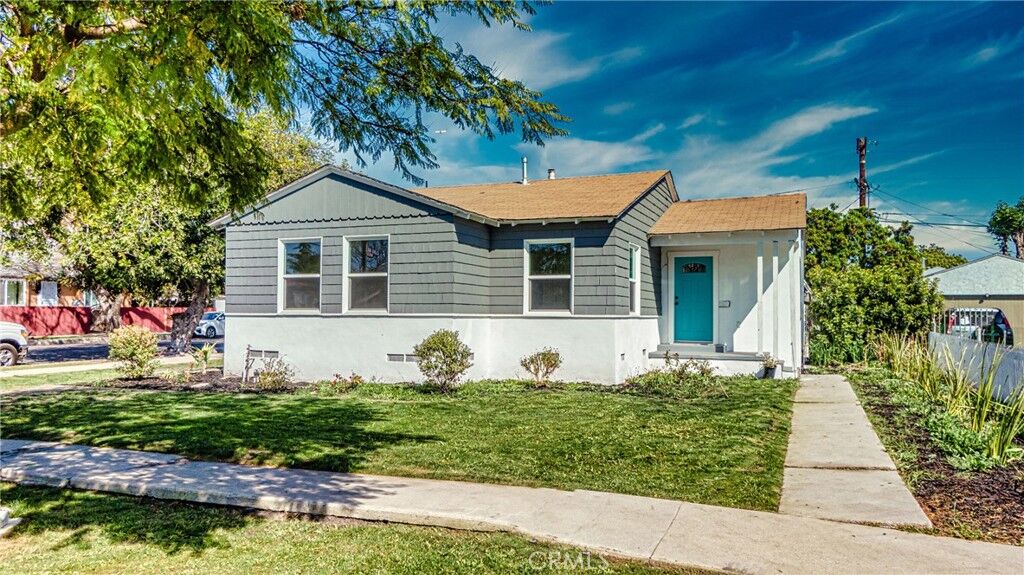 Property Photo:  1101 E 115th  CA 90059 