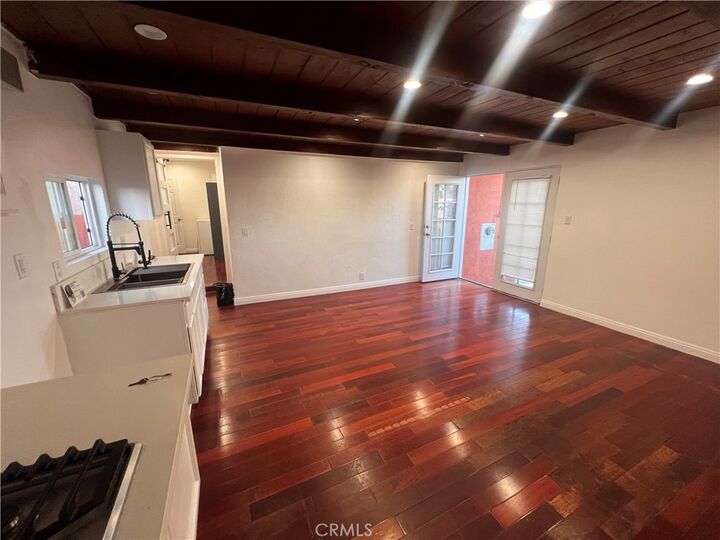 Property Photo:  1511 Frigate Avenue  CA 90744 