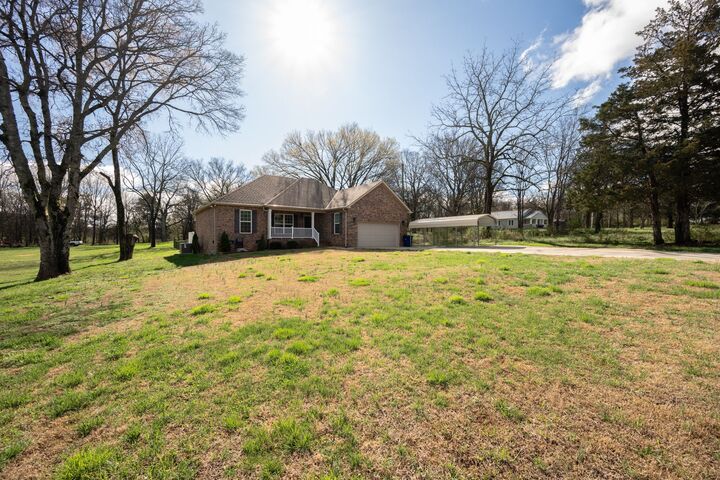 Property Photo:  1536 Fairfield Pike  TN 37160 