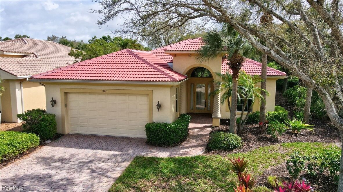 Property Photo:  18271 Parkside Greens Drive  FL 33908 