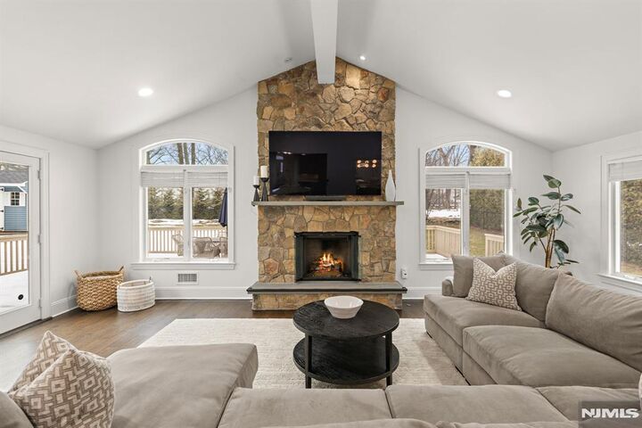 Property Photo:  379 Butternut Avenue  NJ 07481 