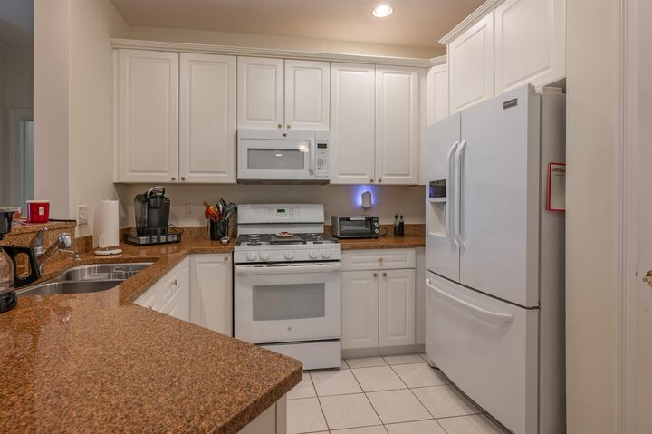 Property Photo: 160 Daniel Webster Highway NH 03060