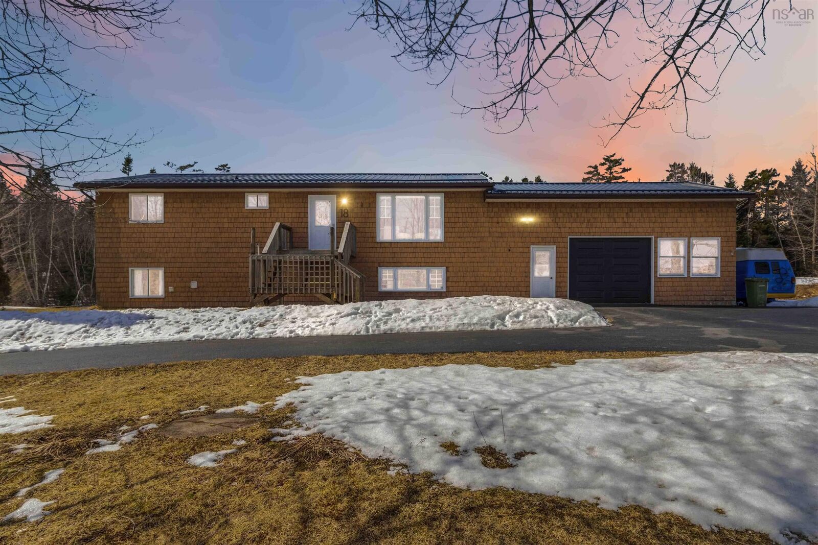 Property Photo:  18 Charleswood Drive  NS B2T 1G3 