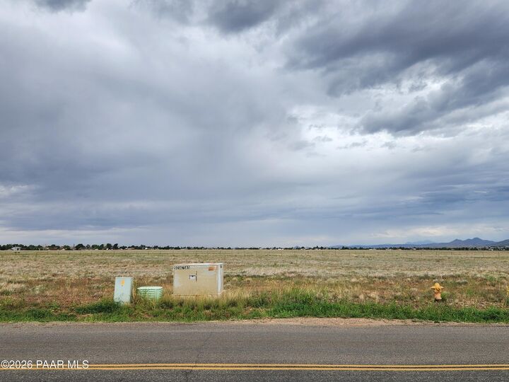 Property Photo:  000 Florentine Road  AZ 86314 