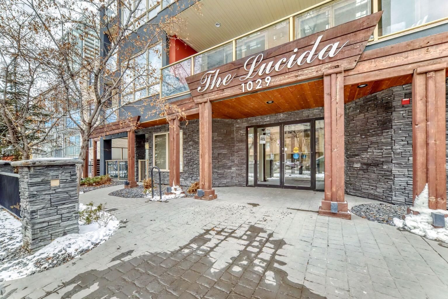 Property Photo: 1029 15 Avenue SW 303 AB T2R 0S5