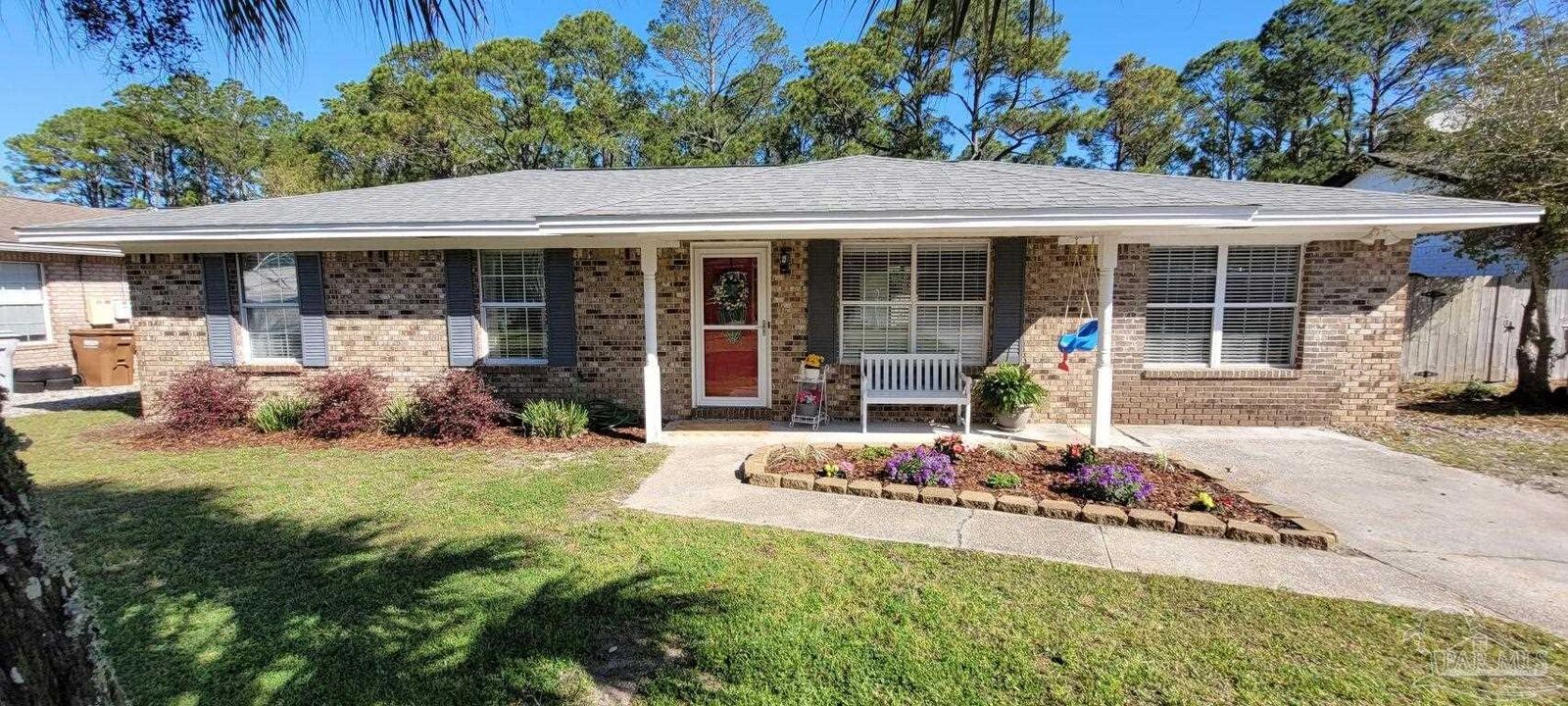 Property Photo:  3466 Willow Ln  FL 32563 