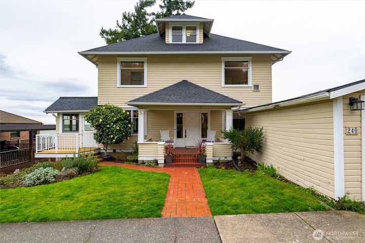 Property Photo:  240 S Forest Street  WA 98225 
