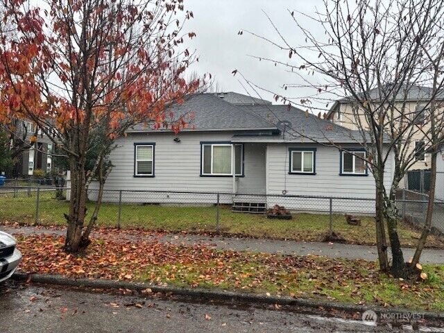 Property Photo:  1922  15th Avenue S  WA 98144 