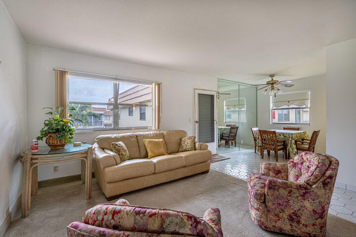 Property Photo:  141 Saxony C Terrace 141  FL 33446 