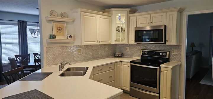 Property Photo:  2916 Wellington Court  IN 47374 