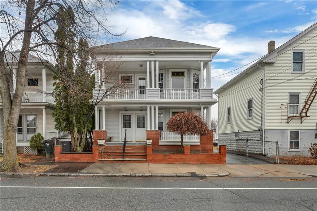 Property Photo:  711 Academy Avenue 2  RI 02908 