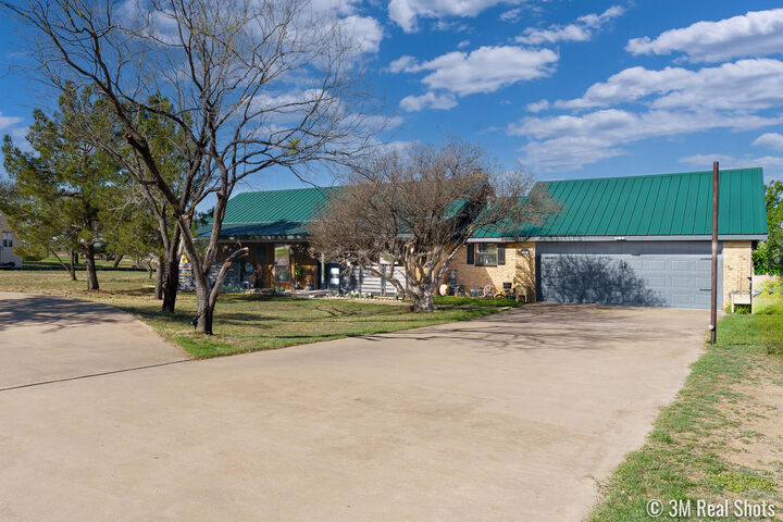 Property Photo:  261 Edinburgh Road  TX 76901 