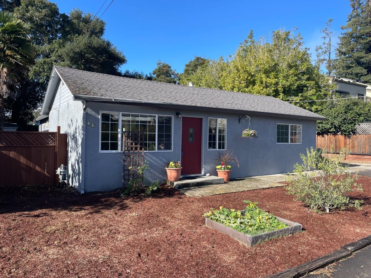 Property Photo: 19 Jolley Way CA 95066