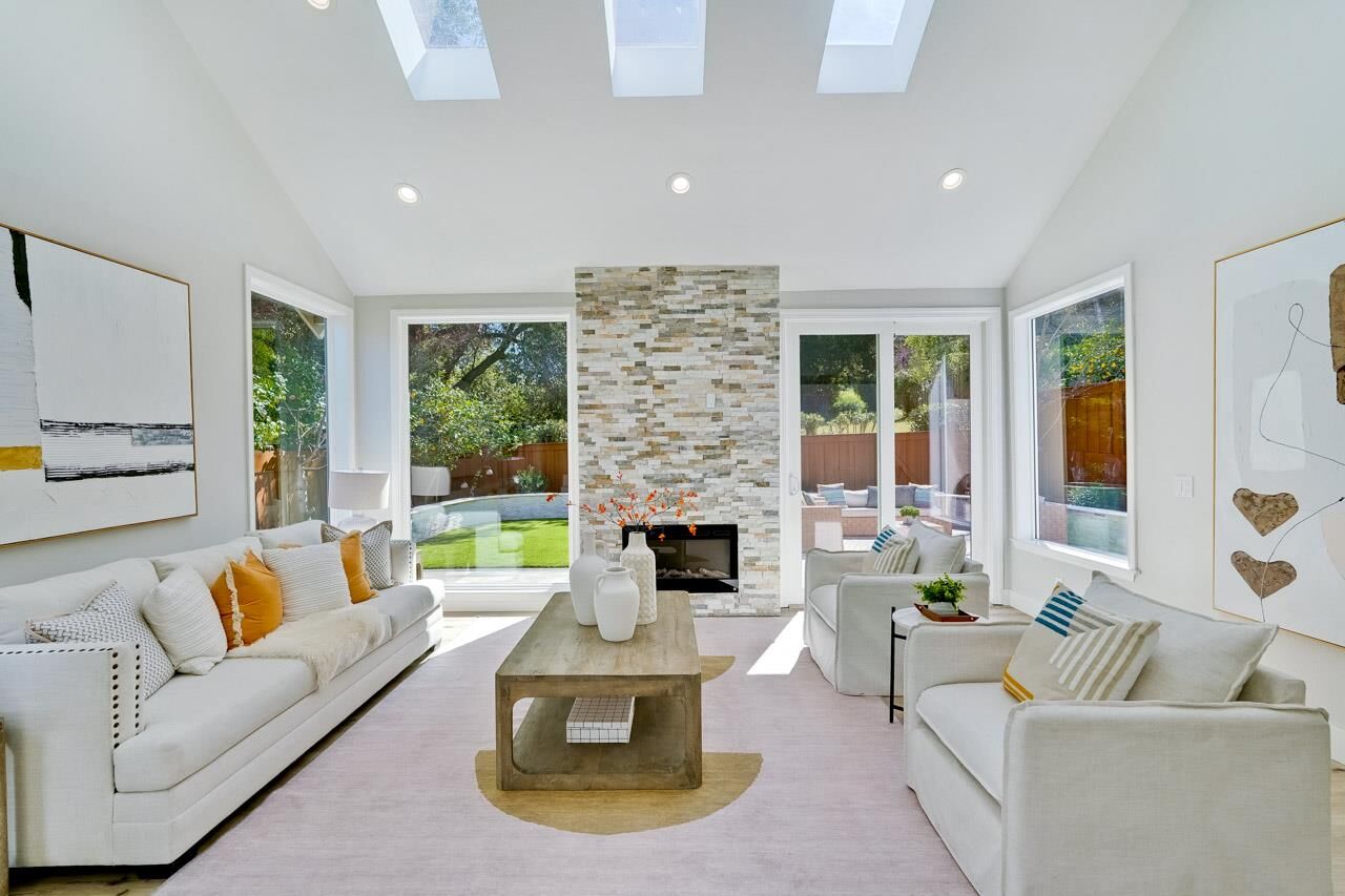 Property Photo: 22136 Dean Court CA 95014