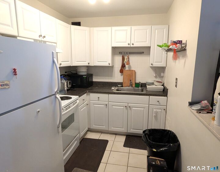 Property Photo:  100 York Street 15M  CT 06511 