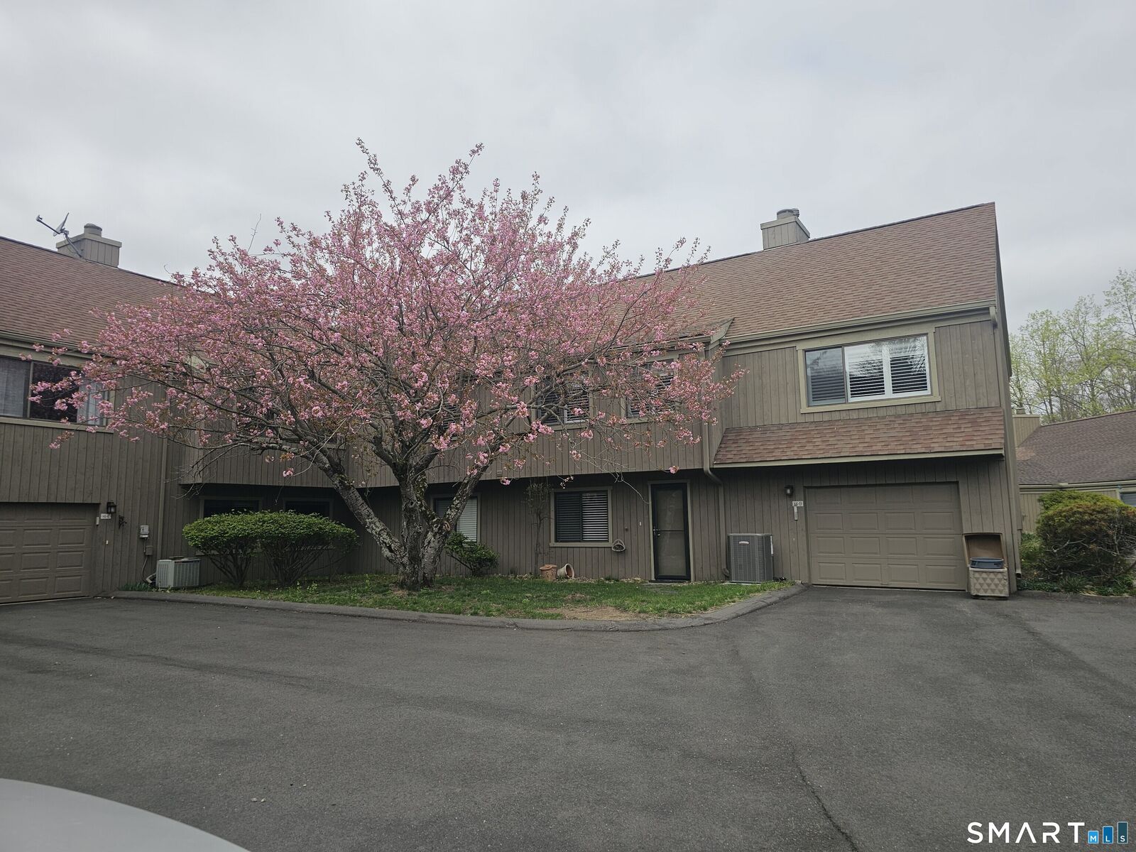 Property Photo: 86 South Trail A CT 06614