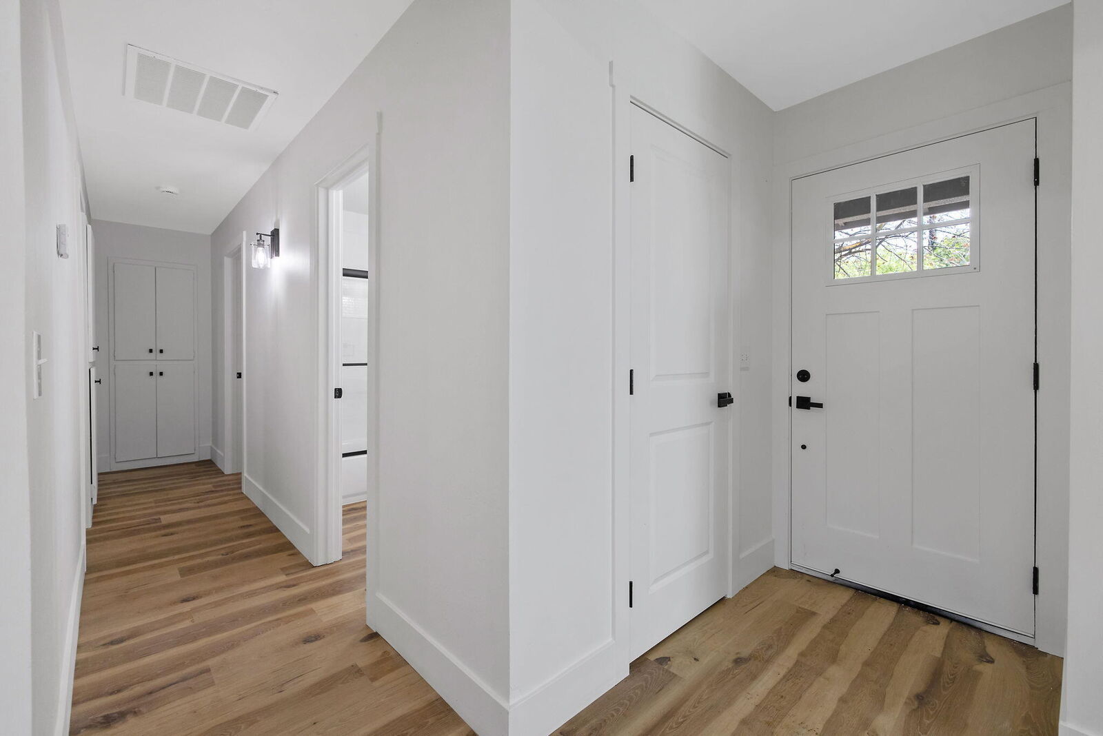 Property Photo:  1631 S Michael Court  CA 93292 