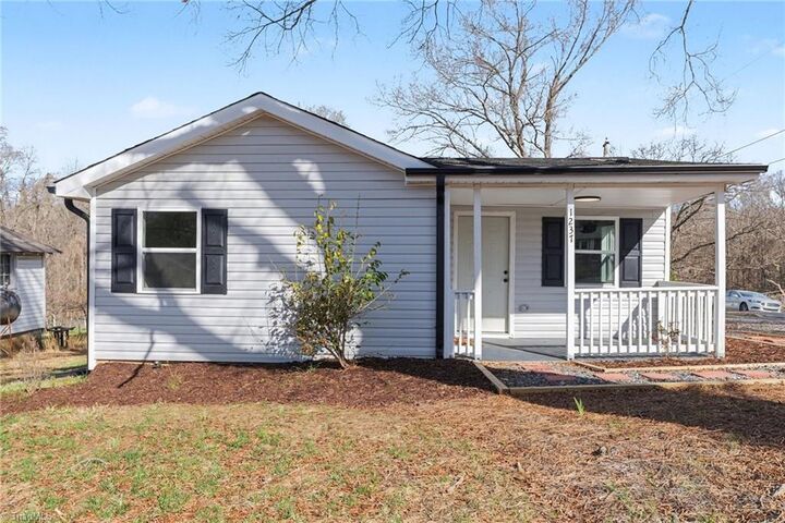 Property Photo:  1237 Irving Avenue  NC 27288 