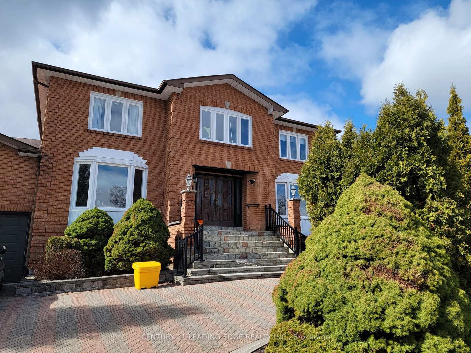 Photo de la propriété:  112 Beckenridge Drive Basement  ON L3S 3B2 