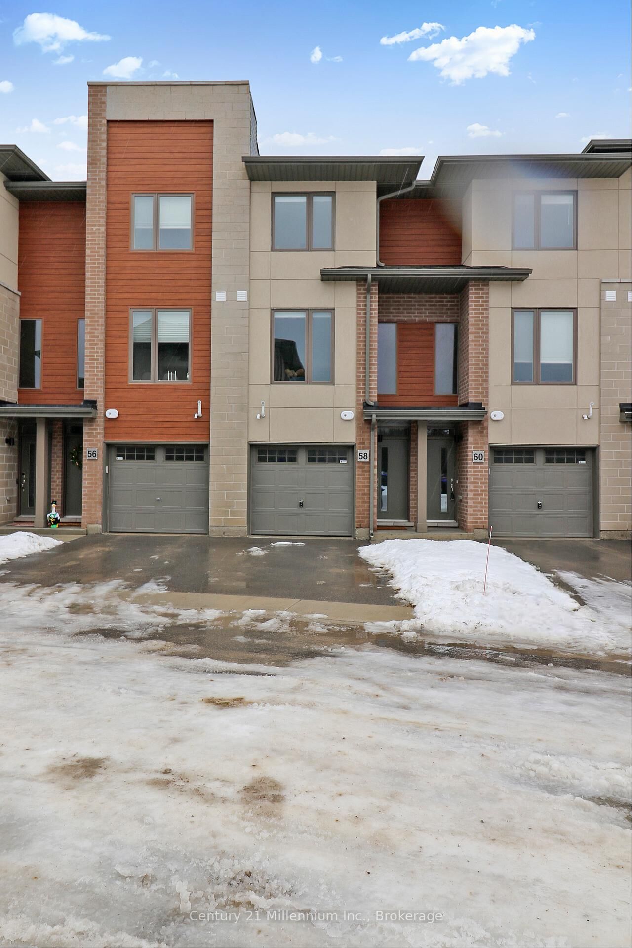 Property Photo: 58 Winters Crescent ON L9Y 5H8