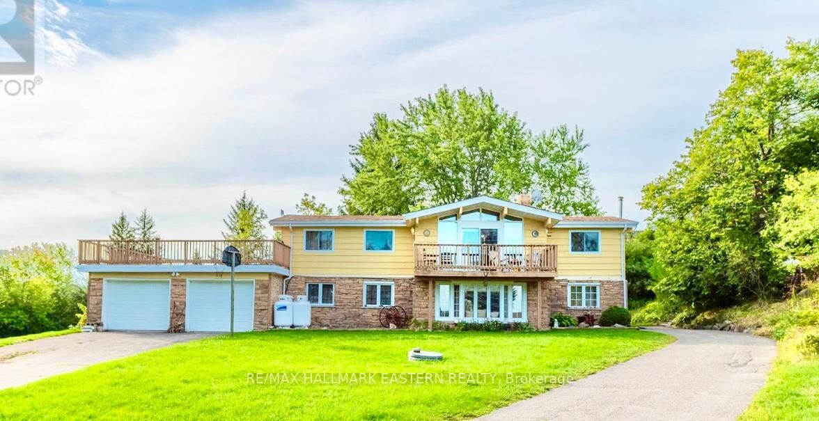 Property Photo: 137 Grandview Drive ON K0K 2X0