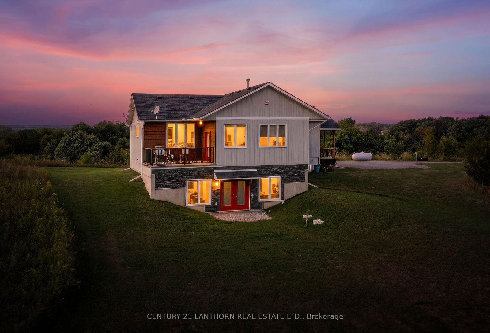 Property Photo:  581 Frankford Road  ON K0K 2B0 