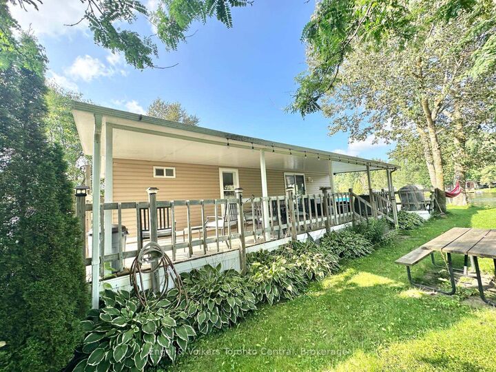 Property Photo: 7489 Sideroad 5 N/A E B8 ON N0G 2L0