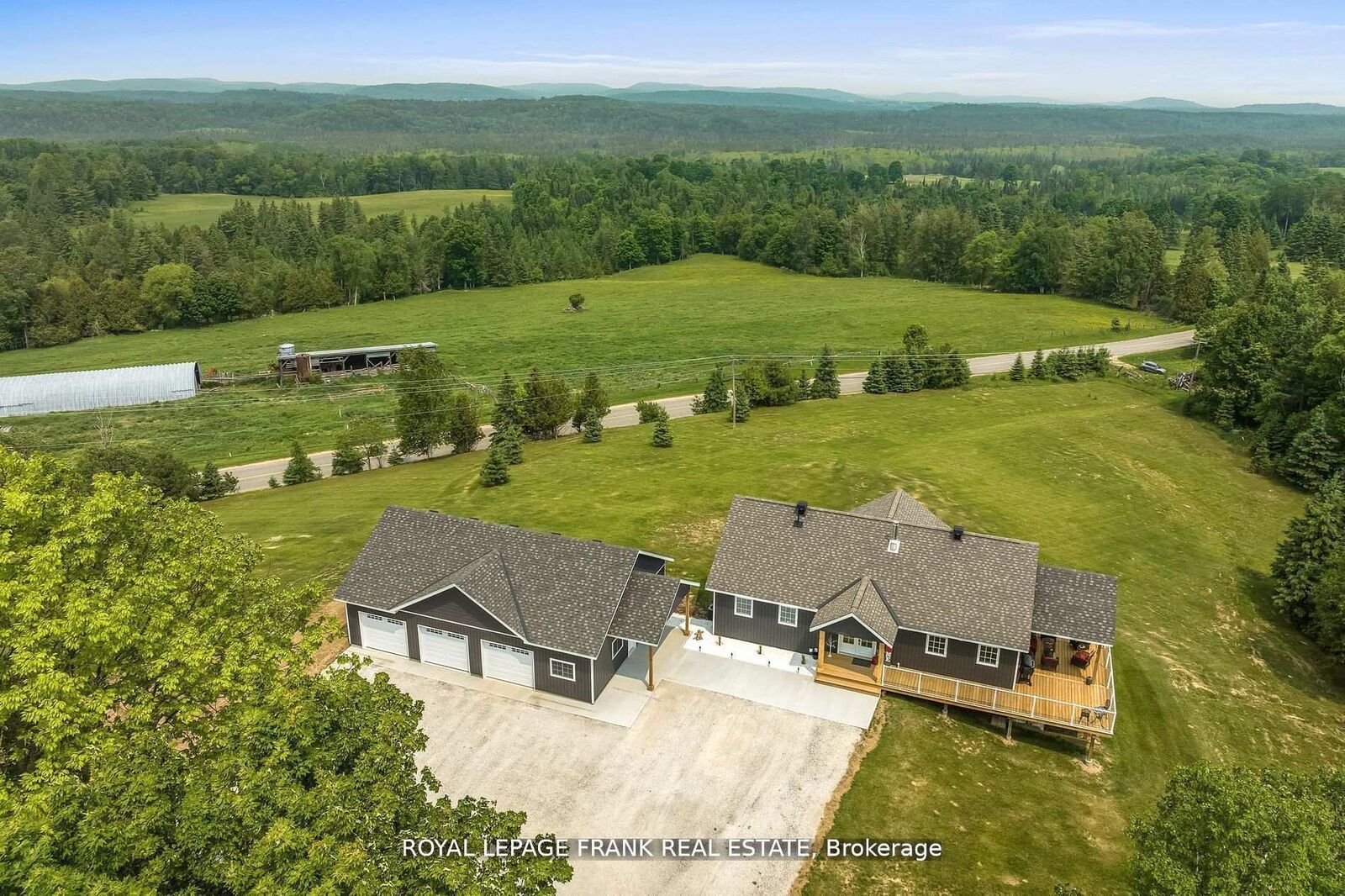 Property Photo: 370 Detlor Road ON K0L 1C0