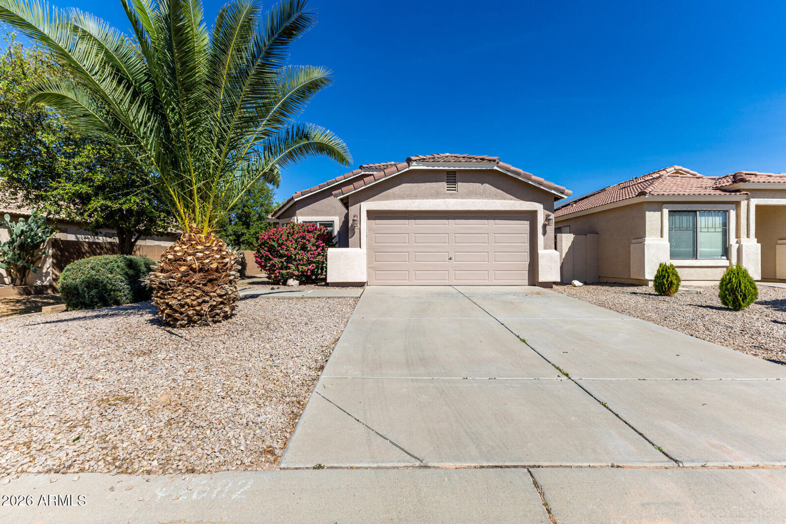 Property Photo: 2682 E Silversmith Trail AZ 85143