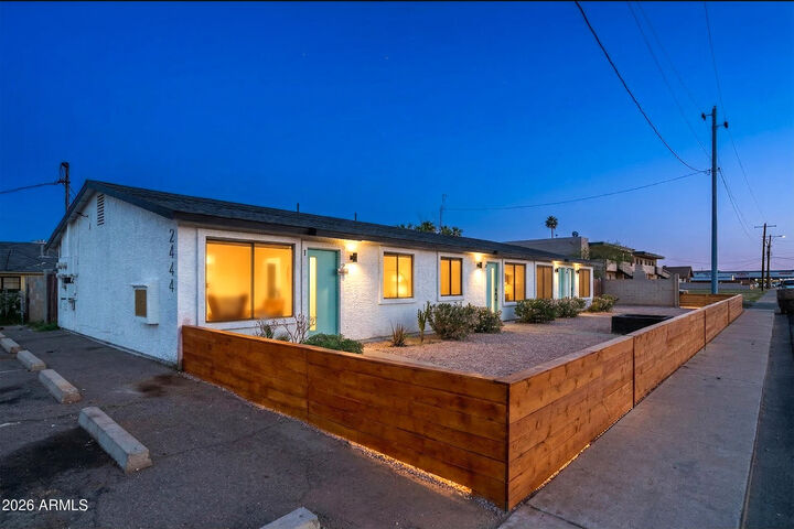Property Photo: 2444 E Willetta Street 1 AZ 85008