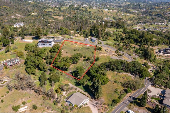 Property Photo:  1111 Wikiup Drive  CA 95403 