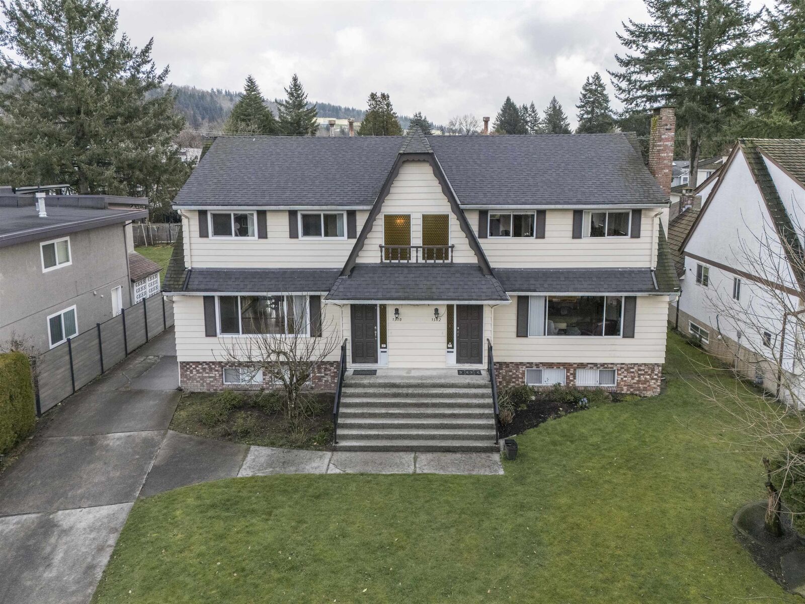 Property Photo: 1572 Giles Place 1570 BC V5A 3K6