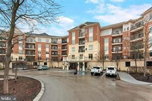 Property Photo:  239 Carson Terrace 239  PA 19006 